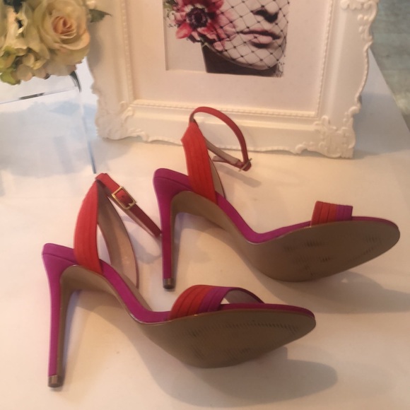 New Ankle Strap Heels - Picture 10 of 13